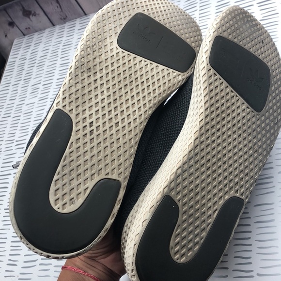 Adidas Pharrell Williams sneakers main image 5